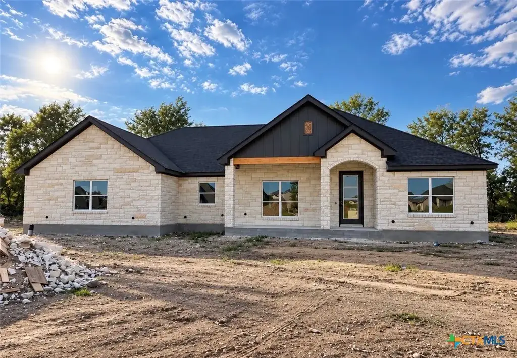 6912 Felix Mcdaniel Drive, Temple