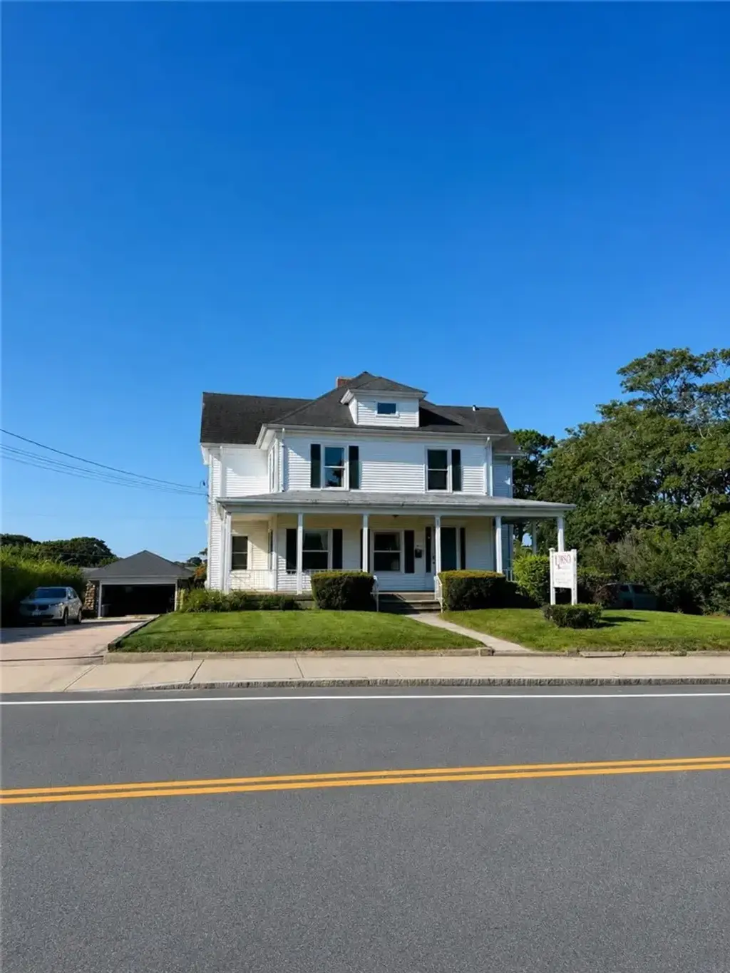 75 Granite St, Westerly