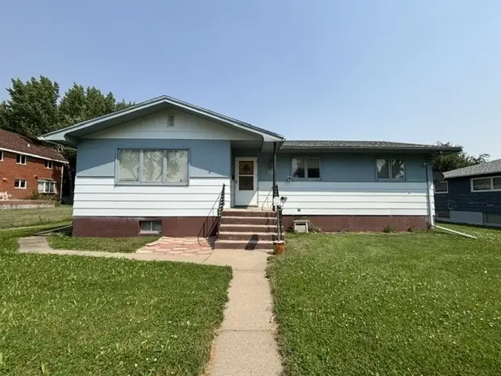 740 Hill Avenue, Shelby