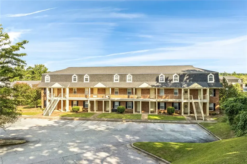 1761 Wire Rd 07-10, Auburn