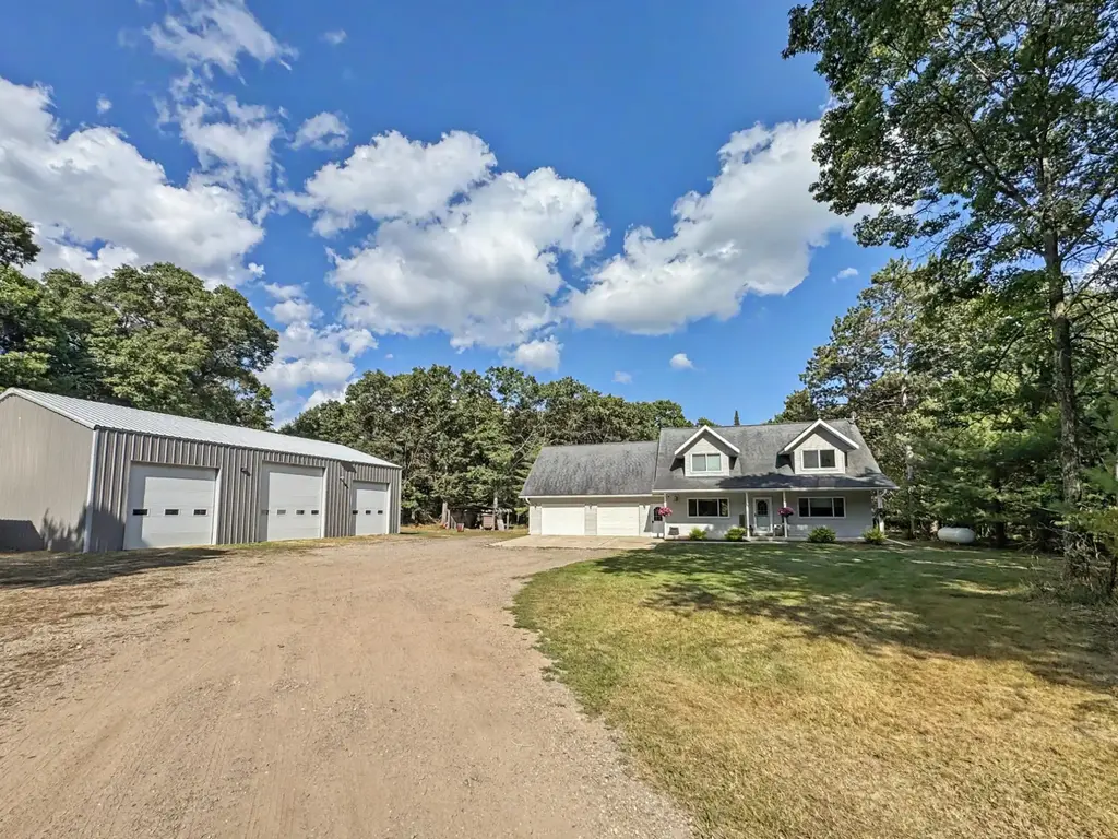 2222 Point O Pines Rd, Tomahawk