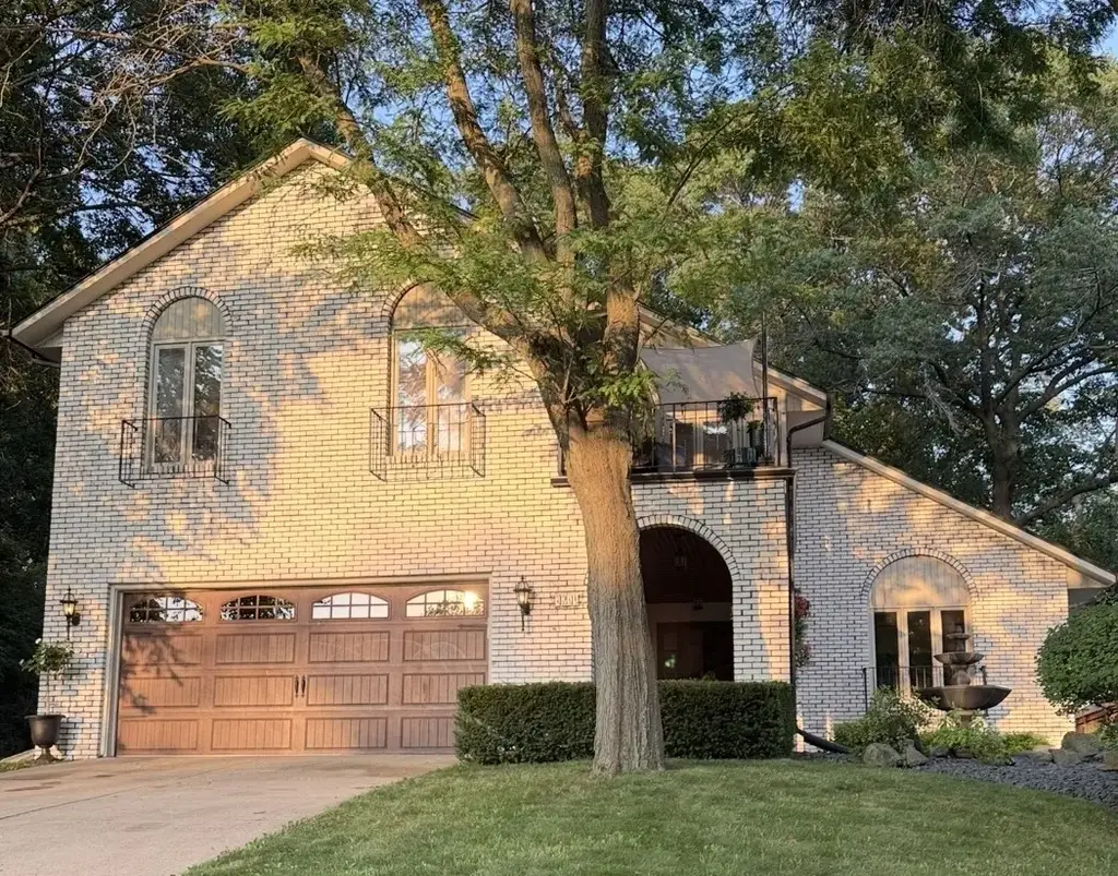 1011 Skyview Drive, Altoona