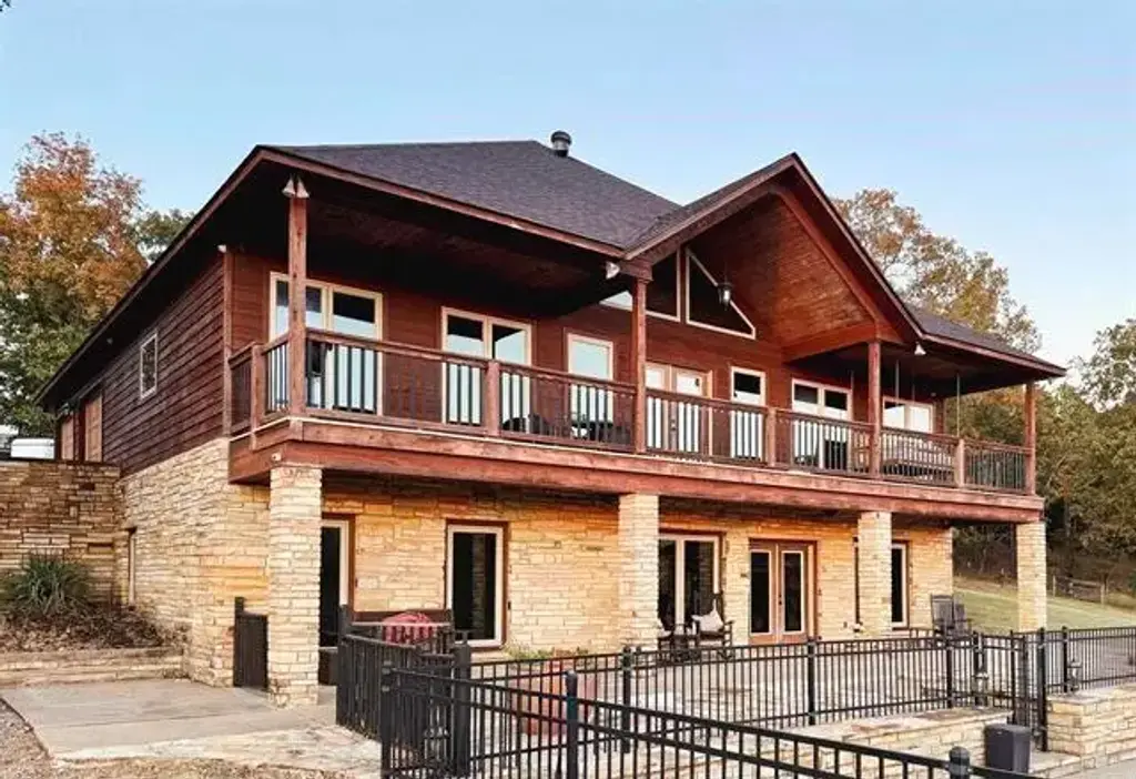 2619 E Sr 164, Dover