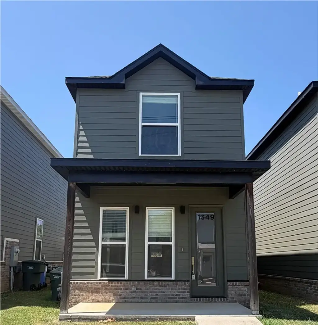 1349 S Duncan Avenue, Fayetteville