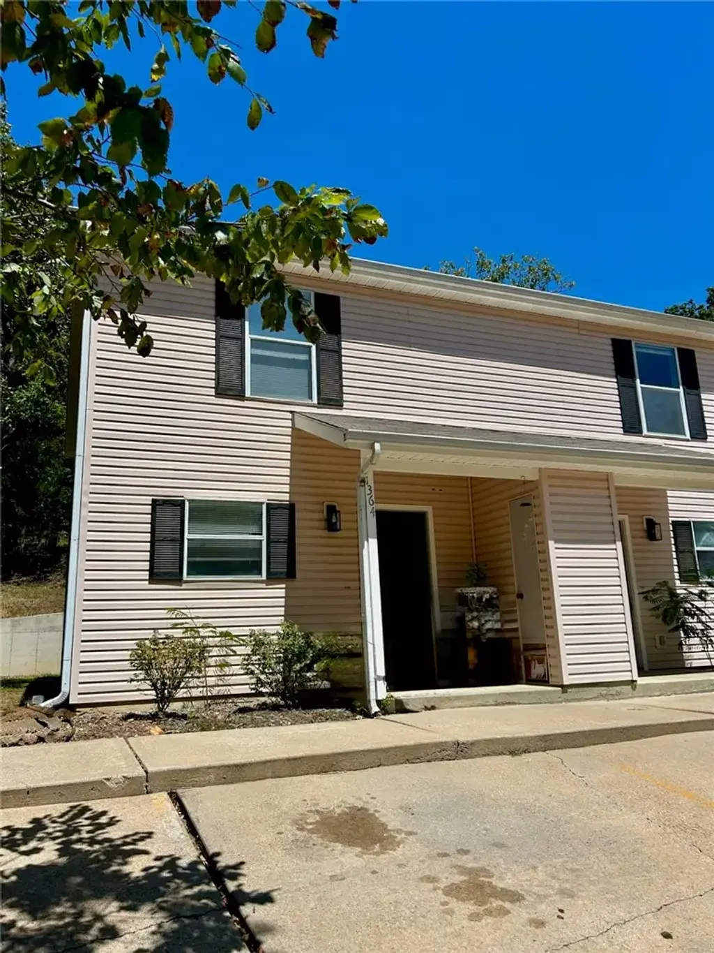 1364 E Sequoyah Court, Fayetteville