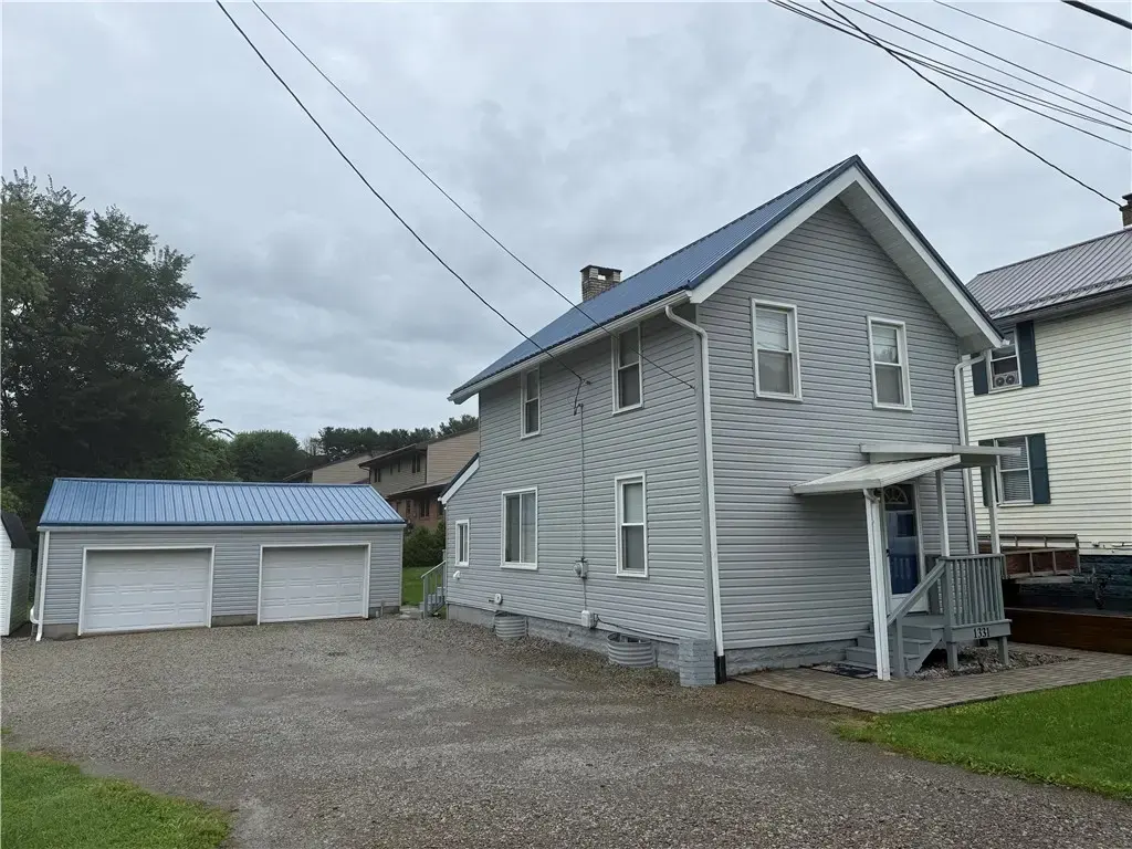 1331 Wayne Avenue, White