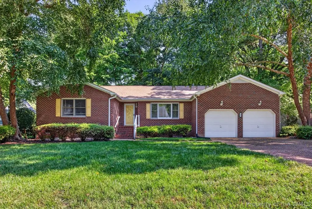 150 Wellington Circle, Williamsburg