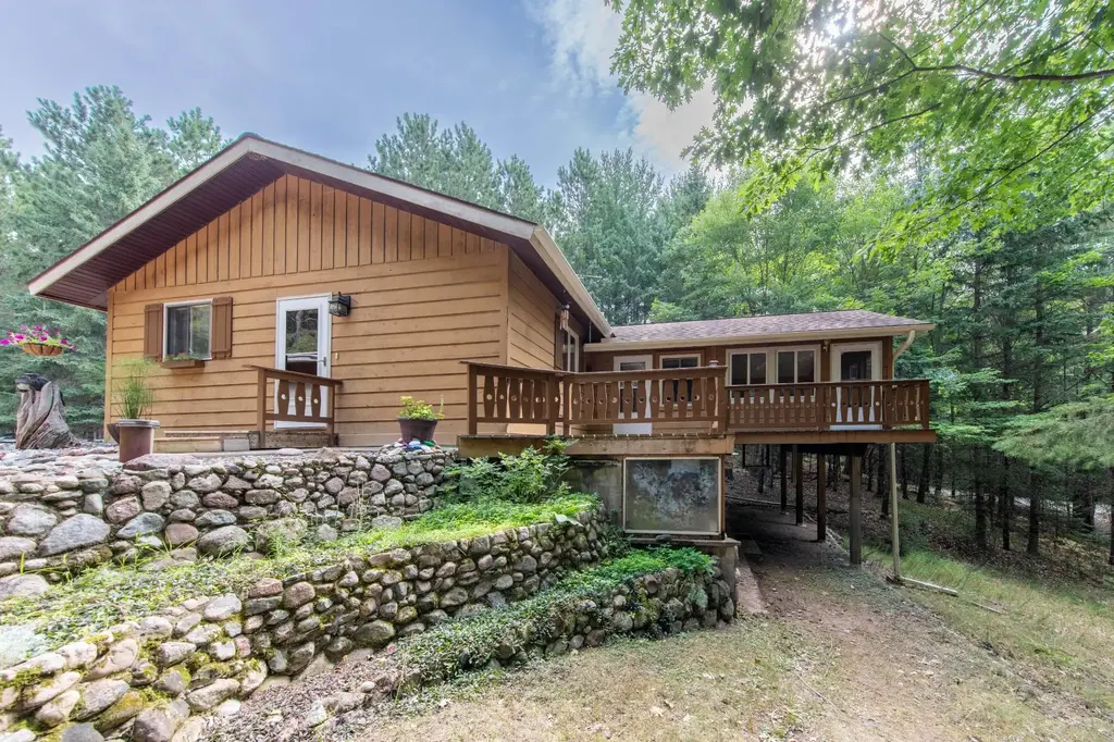 7071 Balsam Park Blvd, Hazelhurst