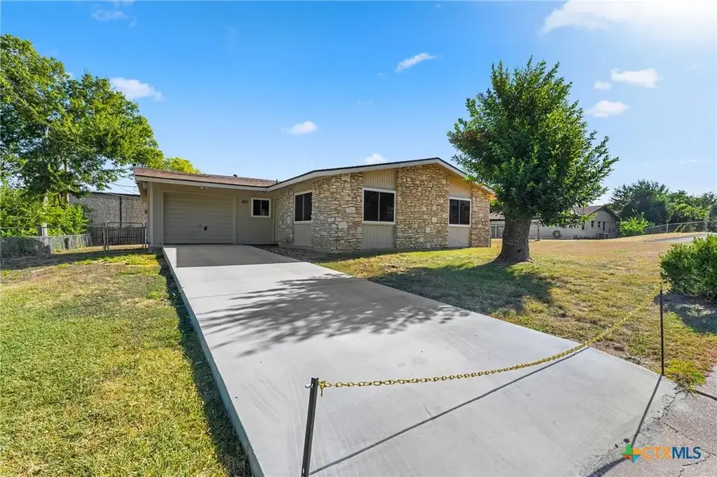 801 Adela Street, Killeen