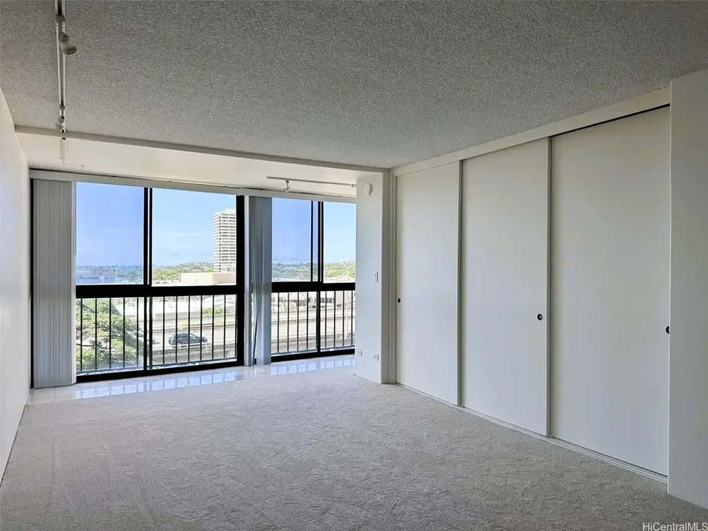 4300 Waialae Avenue # A604, Honolulu
