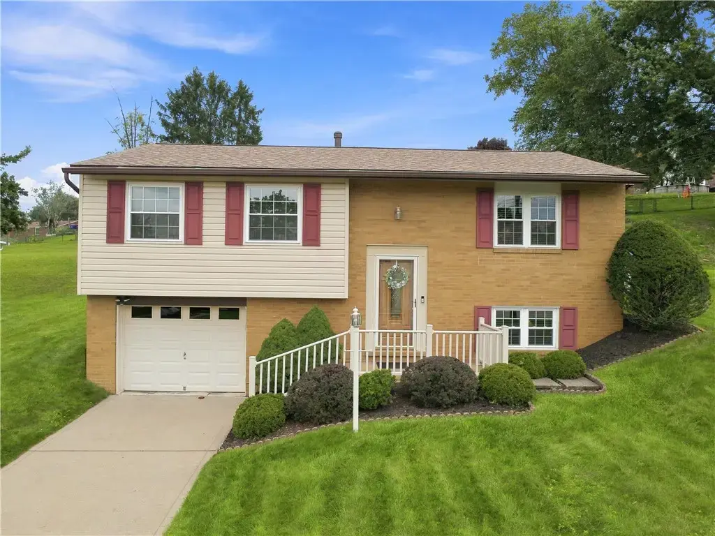 222 Great Smokey Drive , Plum Boro