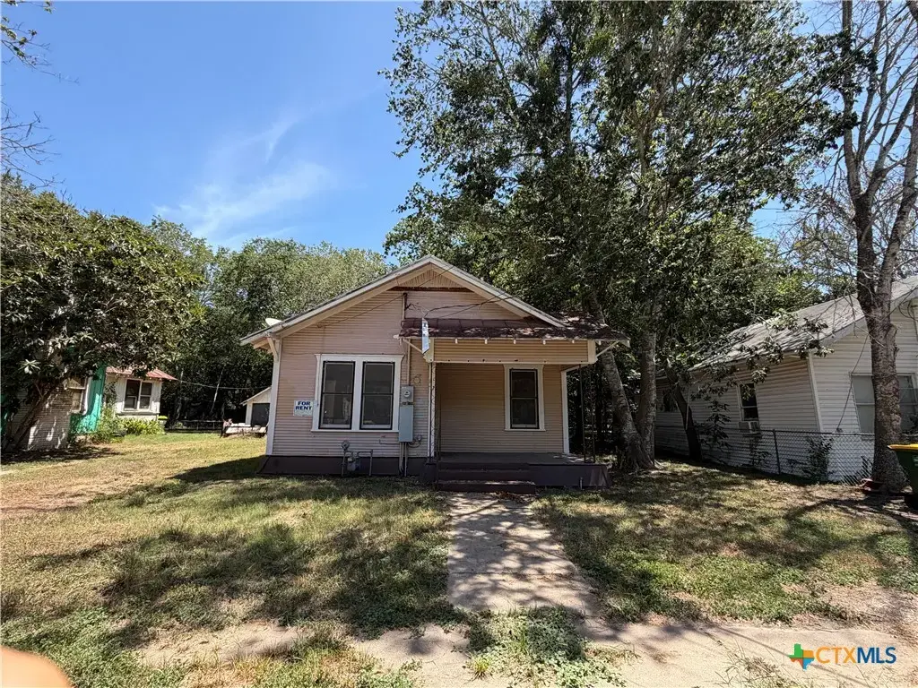 112 Darst Street, Gonzales