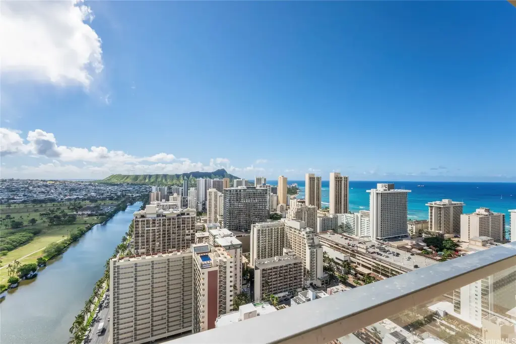 445 Seaside Avenue # 4307, Honolulu