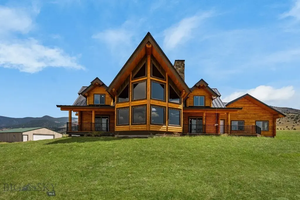 160 Wapiti Road, Whitehall