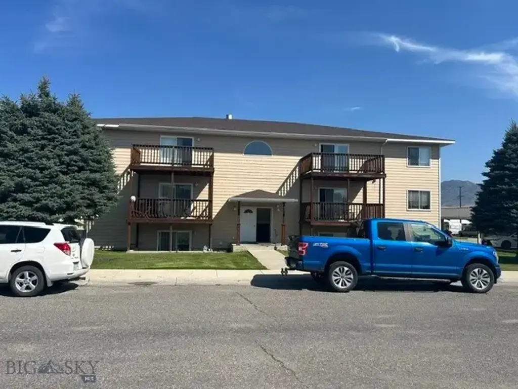 721 / 735 Hobson, Butte