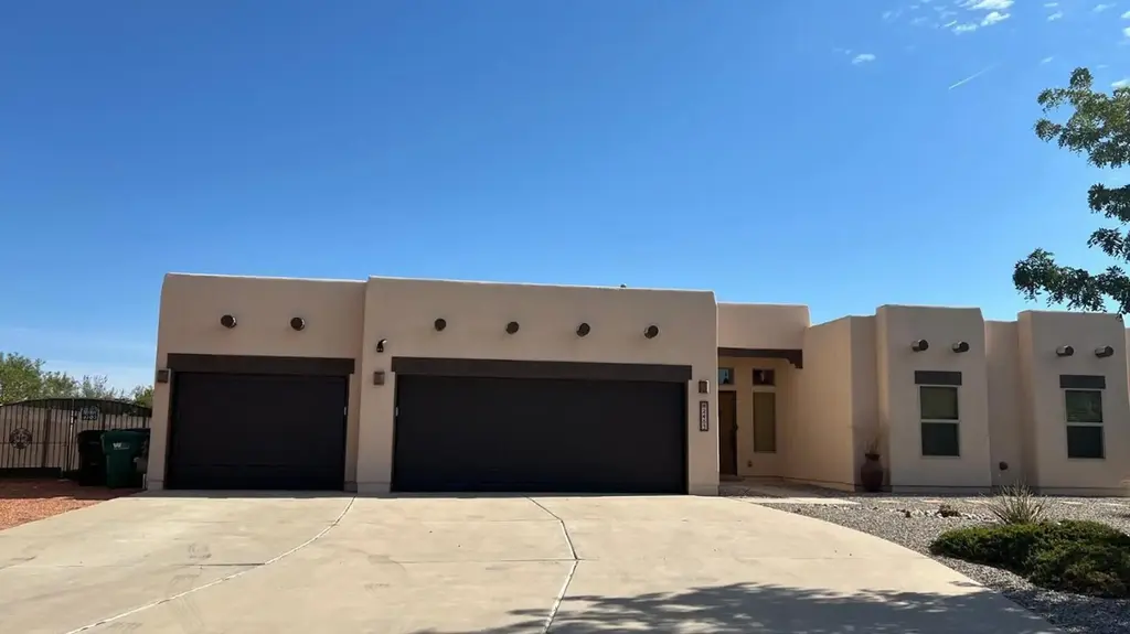 2453 Tyler Loop Ne, Rio Rancho