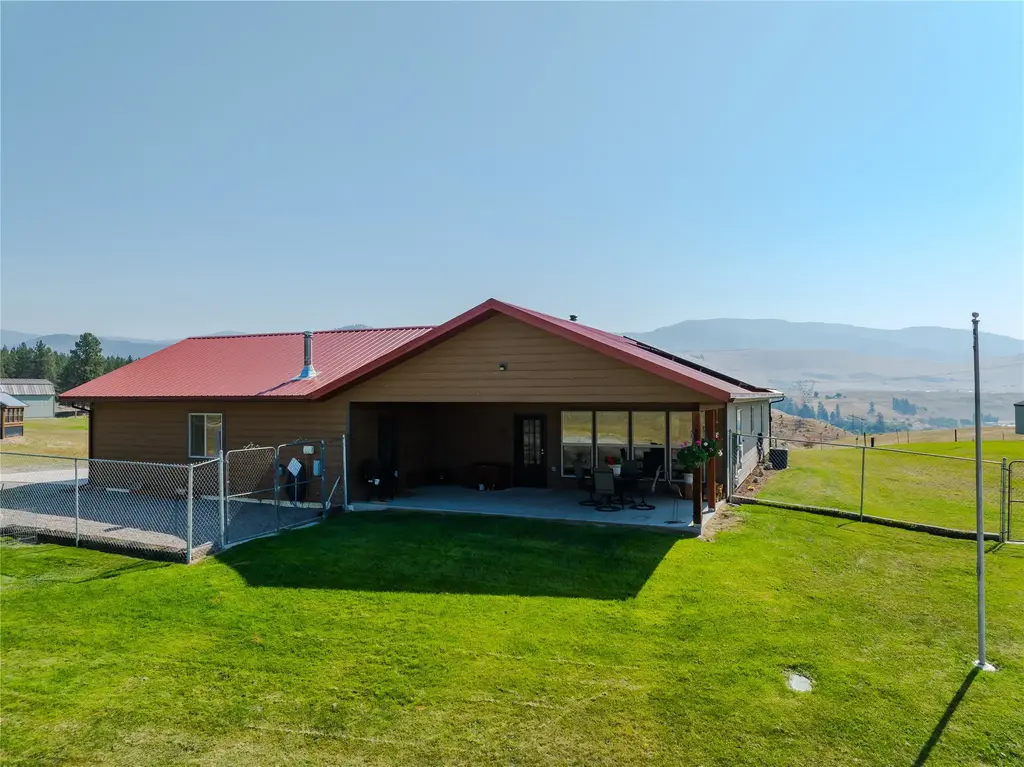 9 Fairway Court, Plains