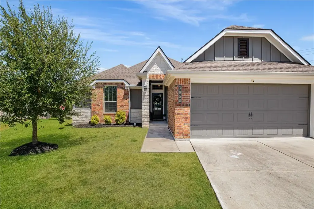 3850 Still Creek Loop, College Station
