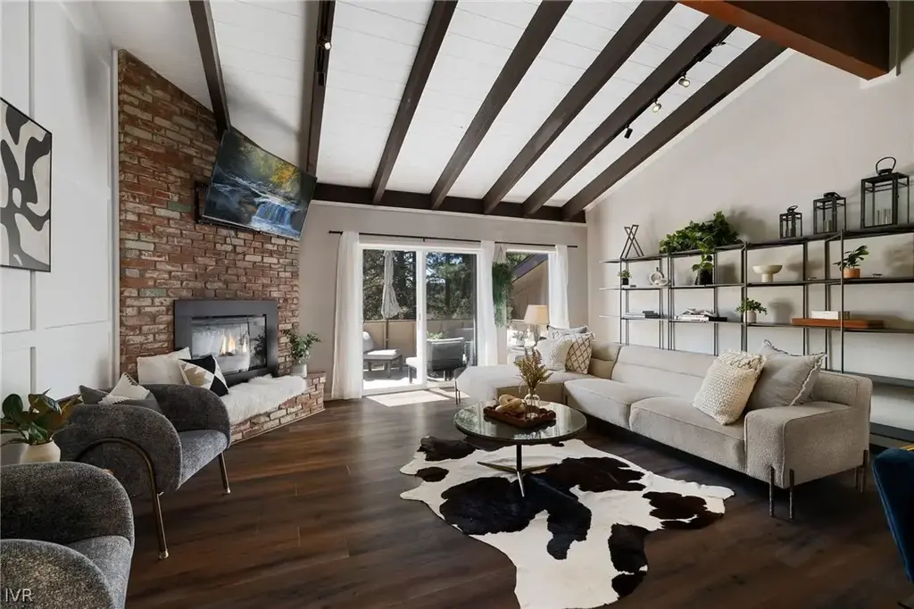 321 Ski Way # 164, Incline Village