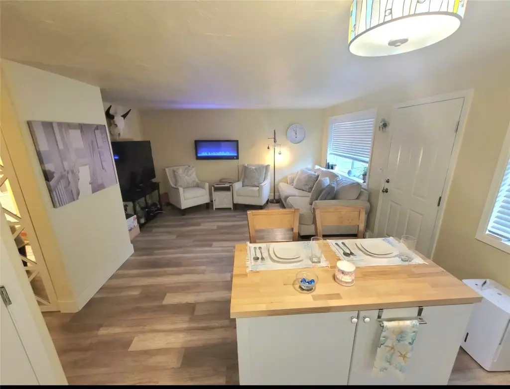 8575 Mt Hwy 35 11, Bigfork
