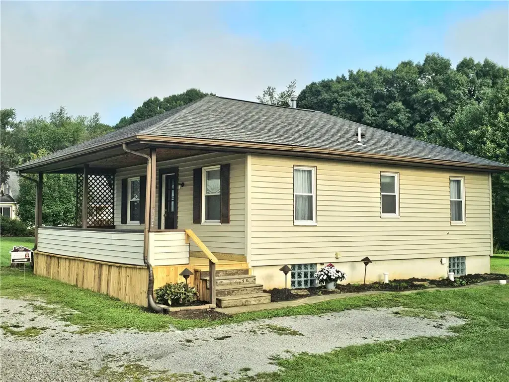 104 Keyline Drive , North Sewickley