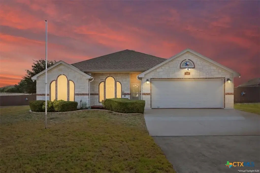 709 County Road 3371, Kempner