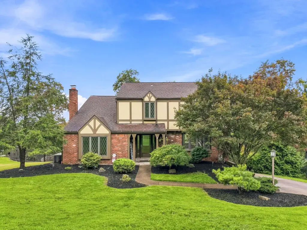 238 Oak Entrance Drive , Jefferson Hills
