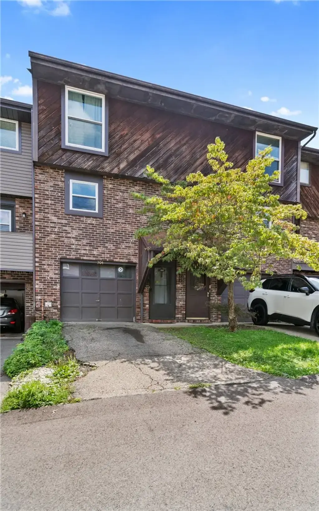 304 Bayberry Lane, North Fayette