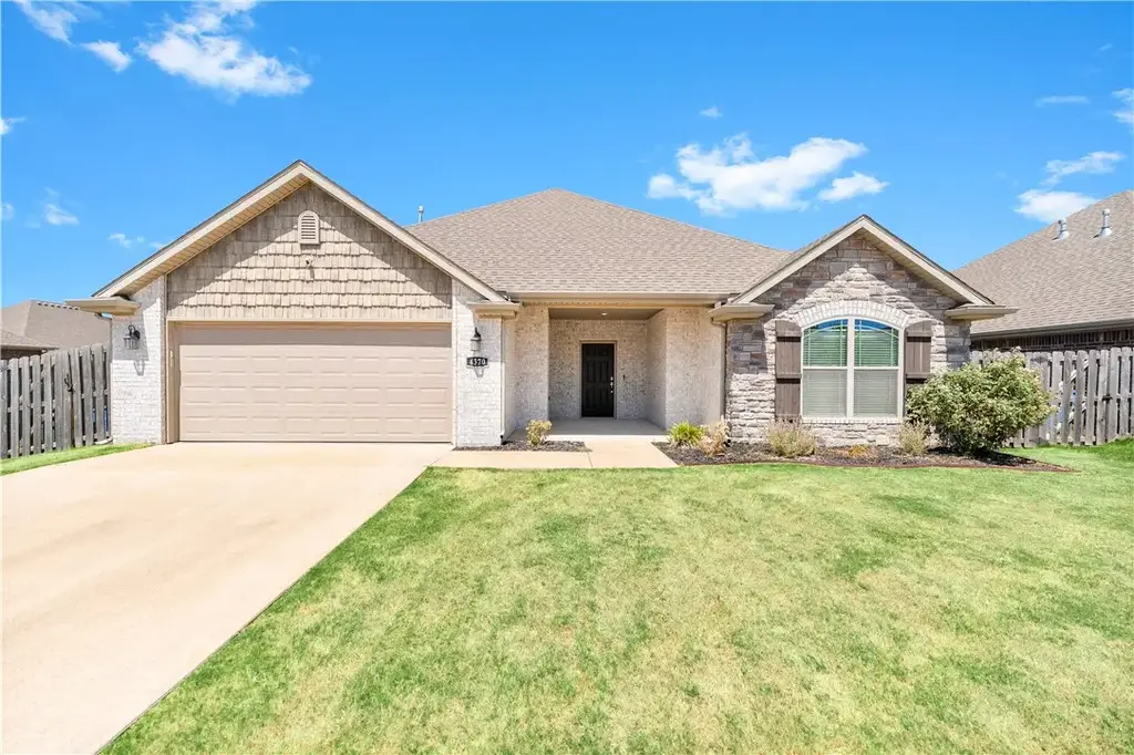 4370 W Anthem Drive, Fayetteville