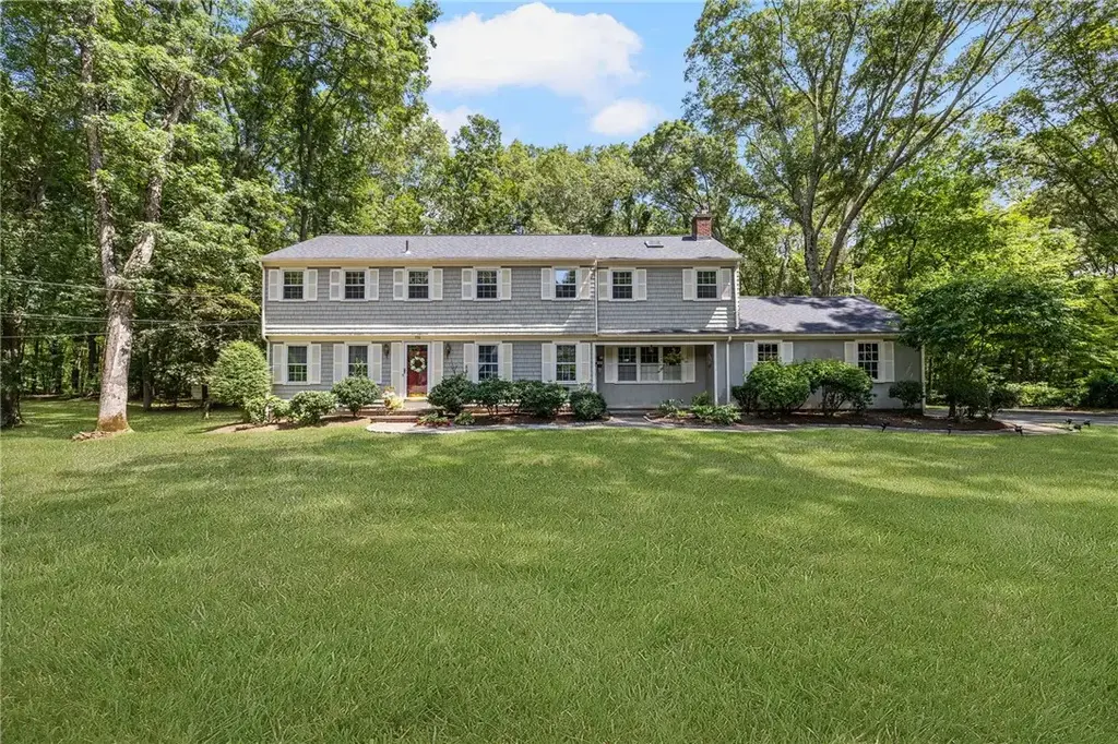 150 Stone Ridge Dr, East Greenwich