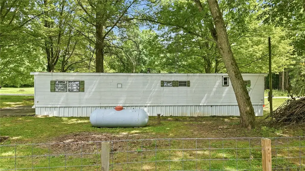 8937 Delaware Lane , Espyville