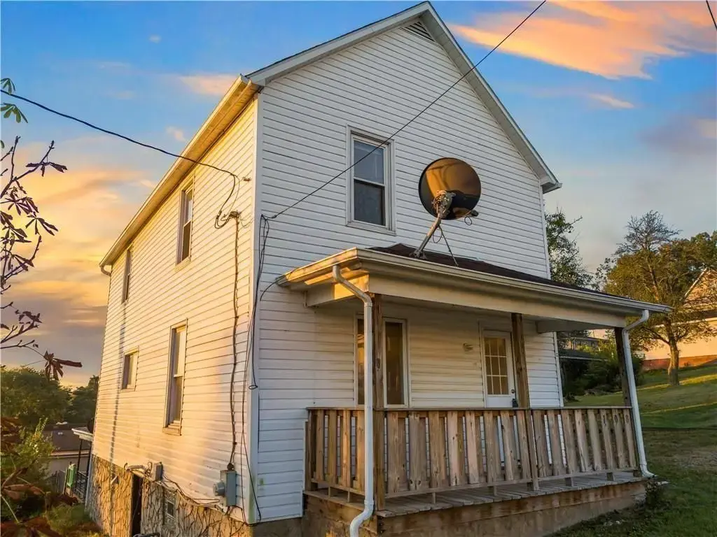 108 Oakwood Avenue, Canton