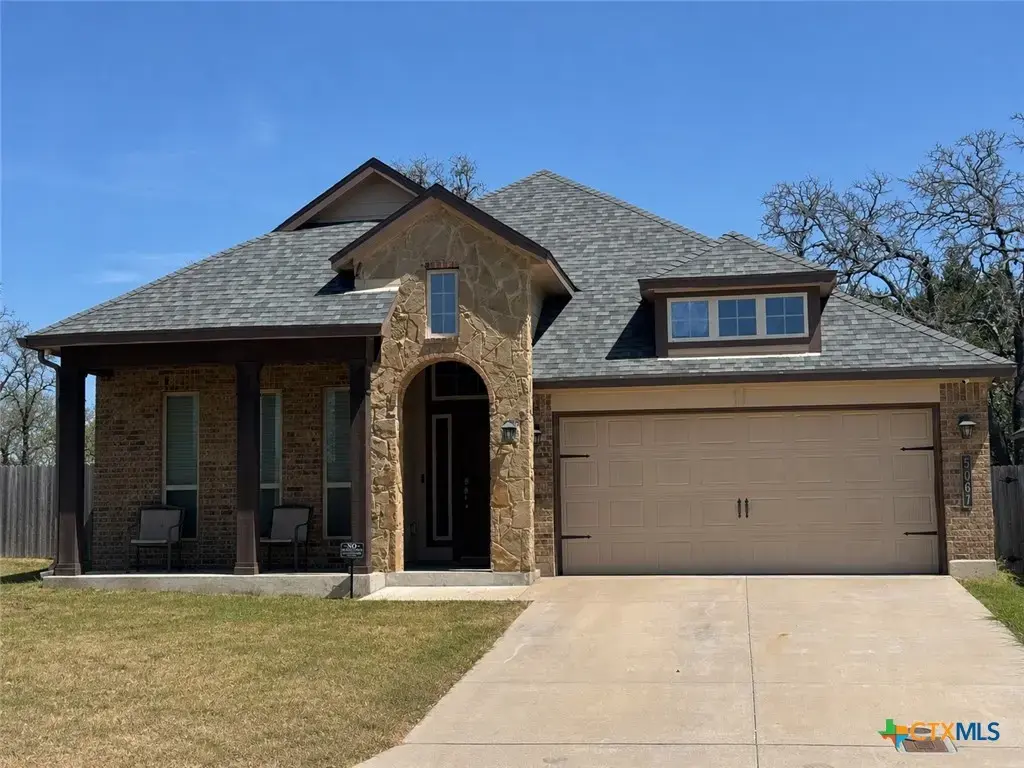 5067 Dickinson Loop, Belton