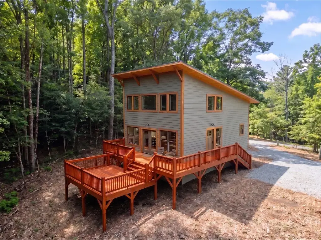 240 Galax Circle, Blowing Rock