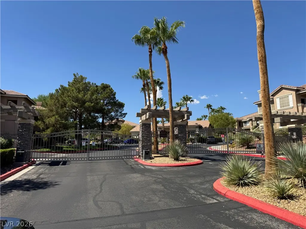 9901 Trailwood Drive 2164, Las Vegas
