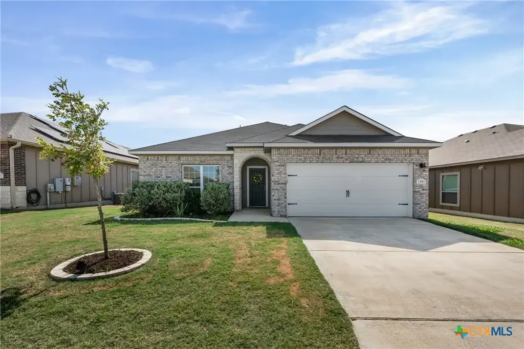 1339 Lakeway Crossing Drive, Temple