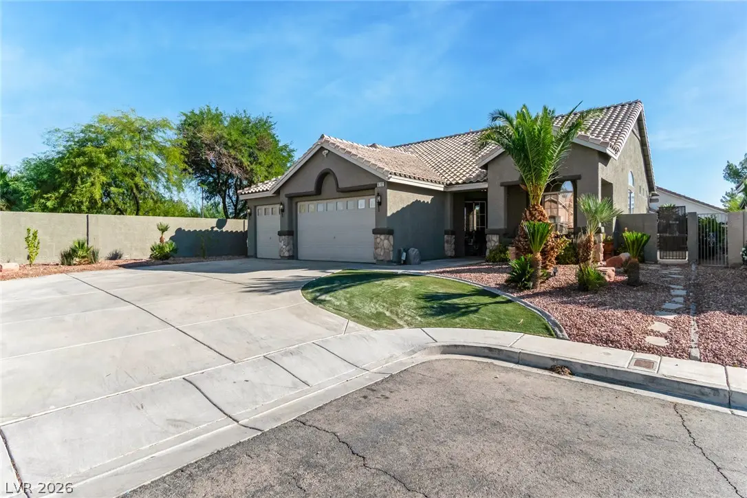 Photo of Listing #2811370