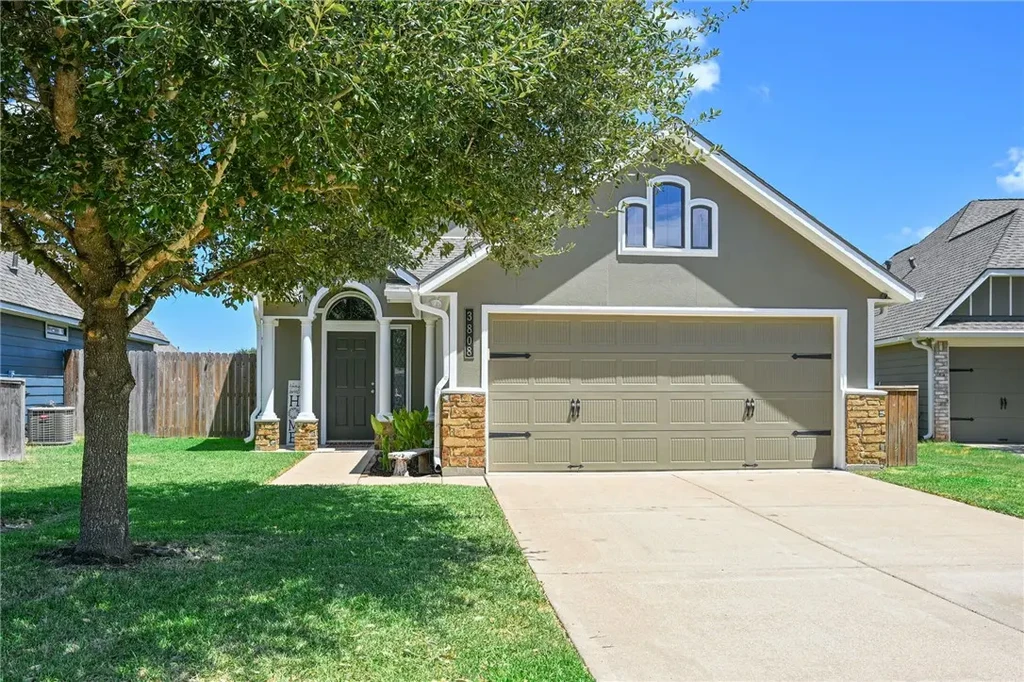 3808 Turkey Meadow Court, College Station