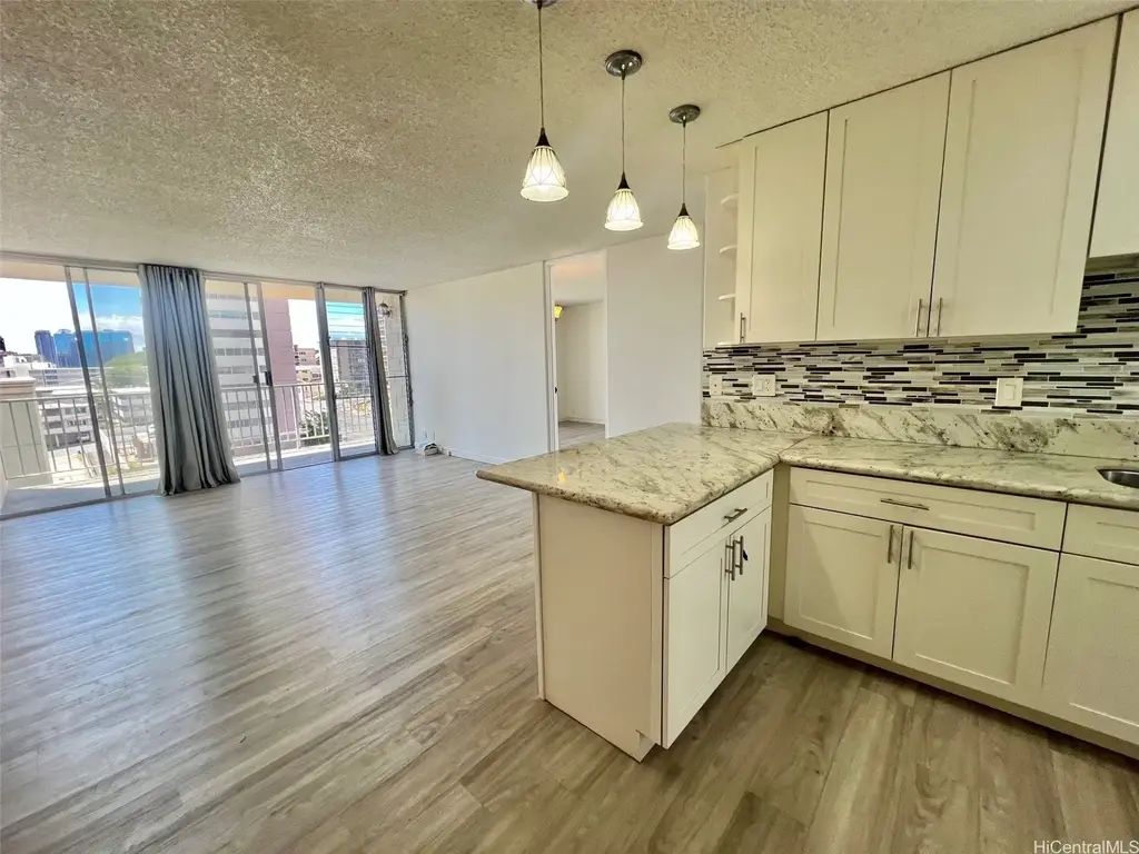 1420 Victoria Street # 902, Honolulu