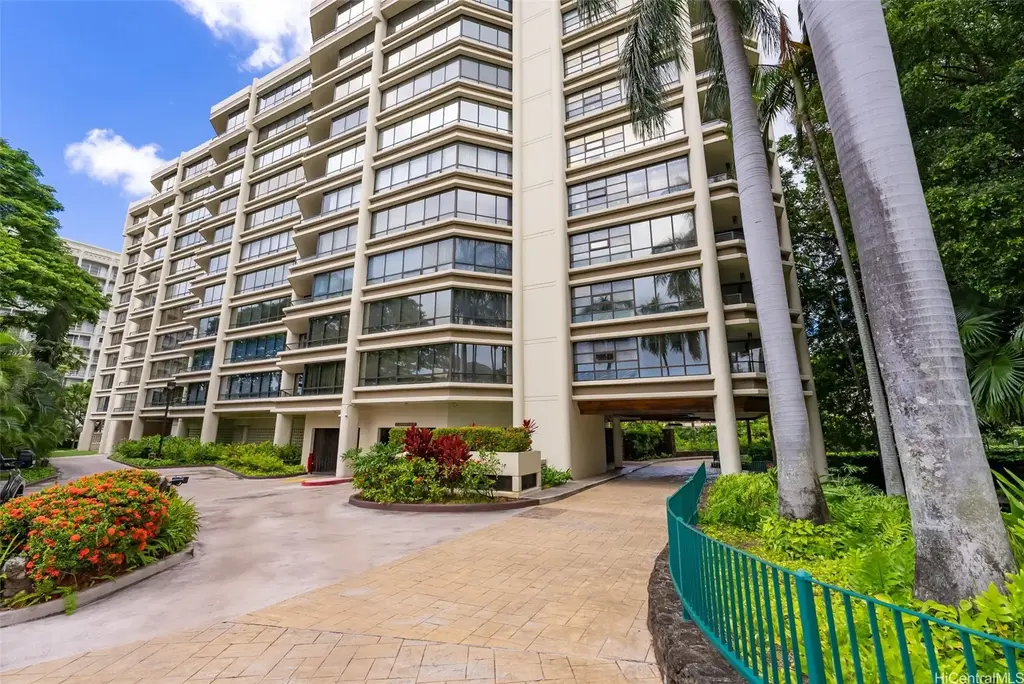 1525 Wilder Avenue # 801, Honolulu