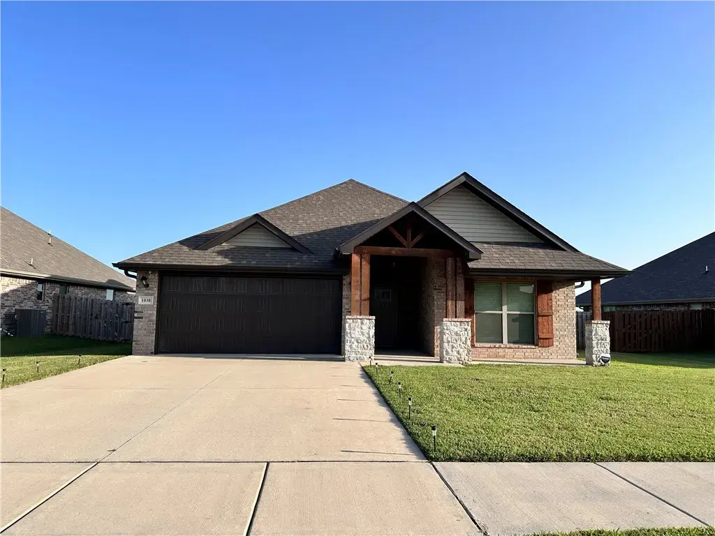 1030 Winesap Drive, Bentonville