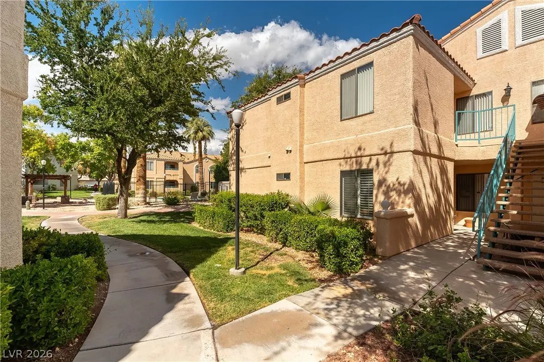 8452 Boseck Drive 123, Las Vegas