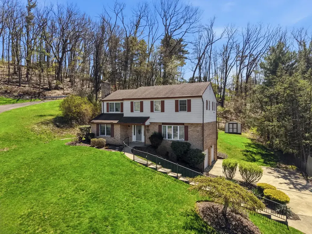 1608 Tamarack Drive , Shaler