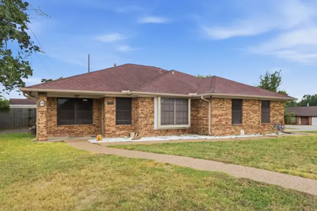 3727 Ravenwood Drive, Bryan
