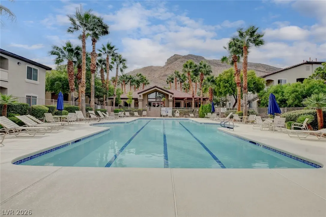 3540 Cactus Shadow Street 103, Las Vegas
