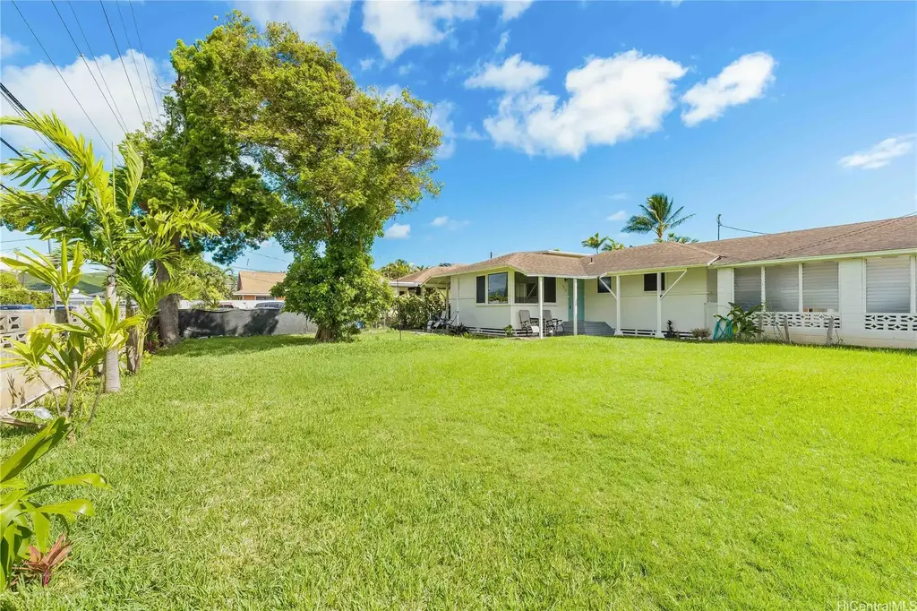 320 Oneawa Street, Kailua