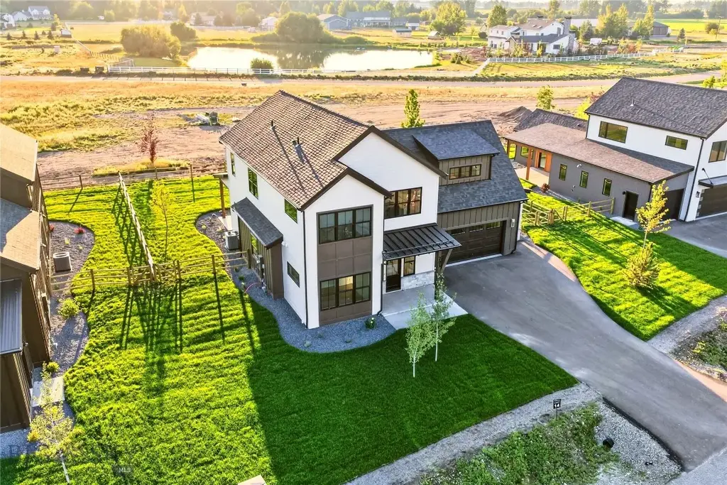 201 Creekbank Loop, Bozeman