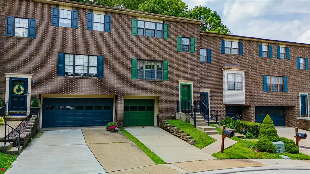 179 London Towne Drive , Brookline