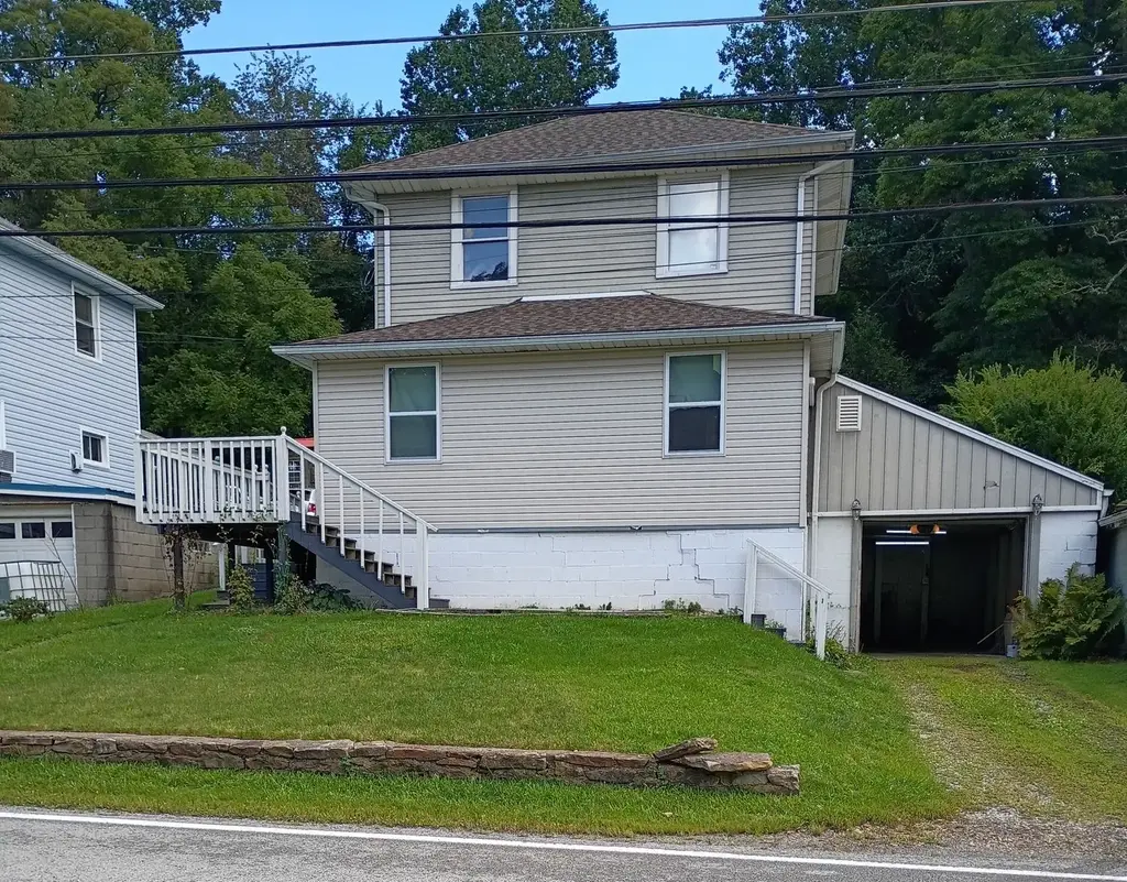 3104 Route 819, Salem