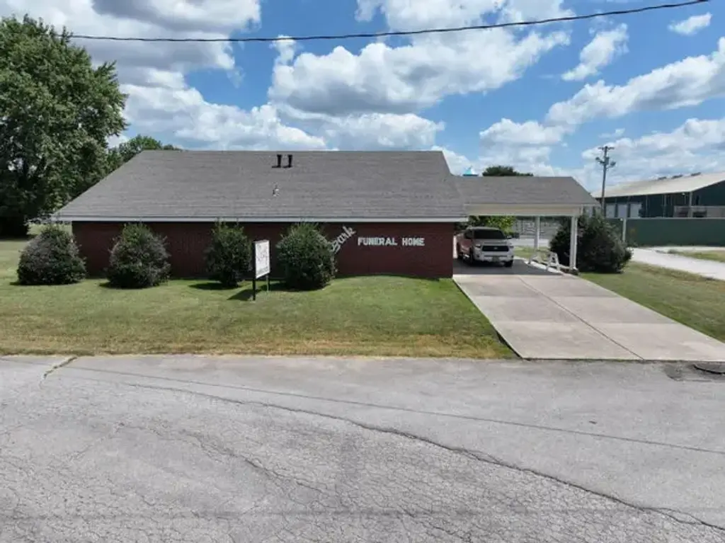 130 N Roy Hill Boulevard, Goodman